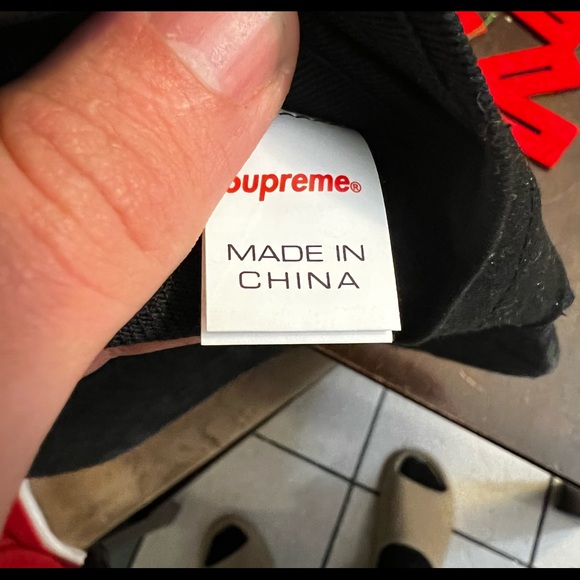 Supreme Frayed Logo Denim Black Camp Hat - Picture 2 of 4